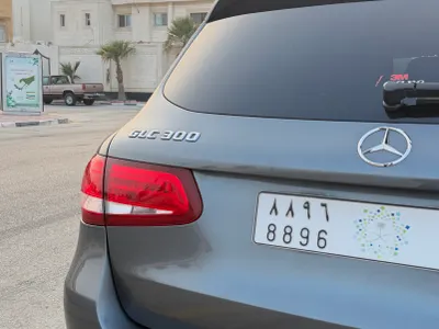 2016 مرسيدس - بنز جي إل سي 300