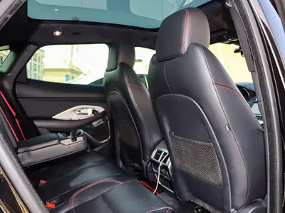 2018 جاكوار اي-بيس