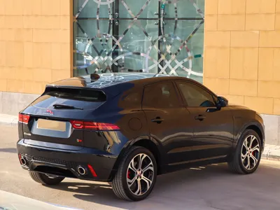 2018 جاكوار اي-بيس