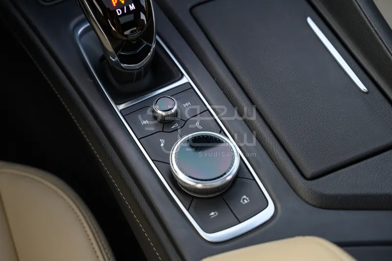 2022 كاديلاك سي تي 5