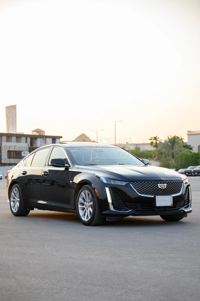 2022 كاديلاك سي تي 5