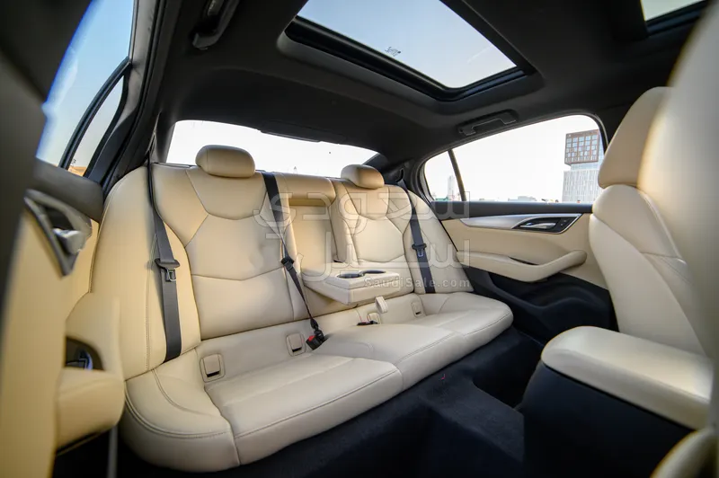 2022 كاديلاك سي تي 5