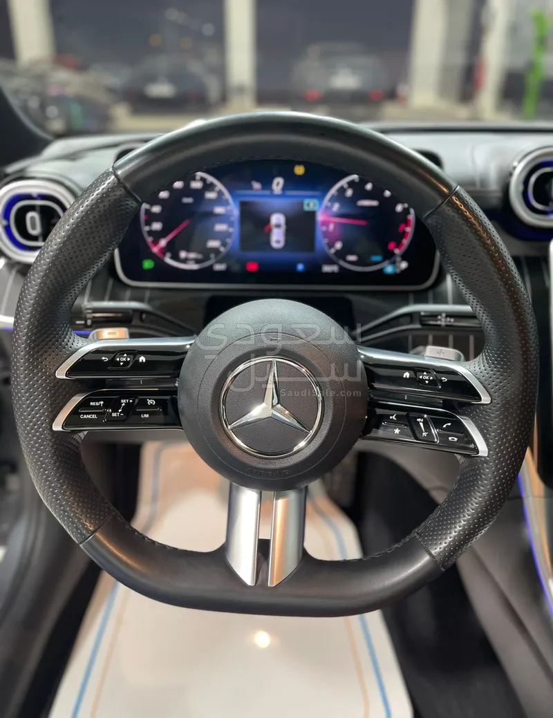 2023 مرسيدس - بنز سي 200