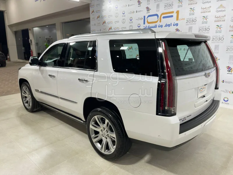 2020 كاديلاك اسكاليد بريميوم