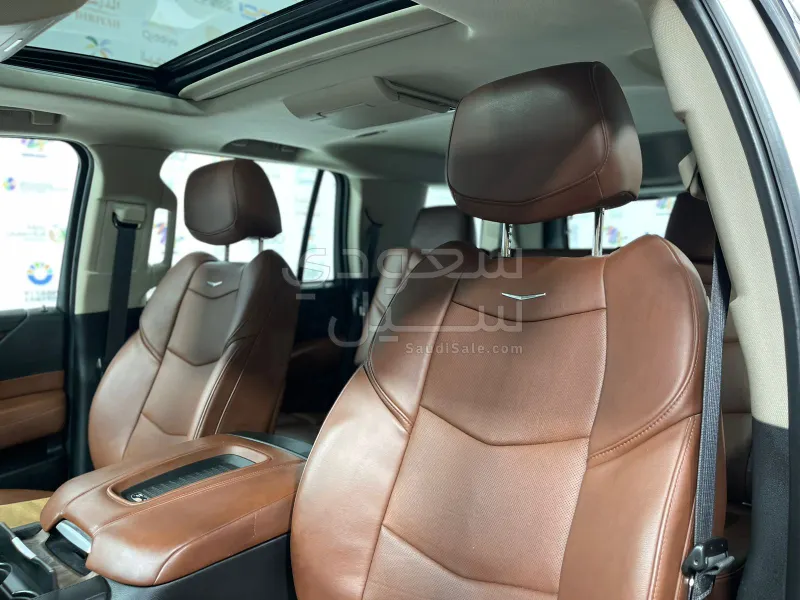 2020 كاديلاك اسكاليد بريميوم