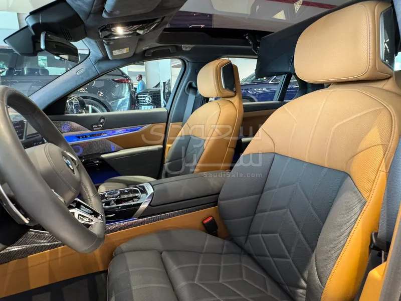 2024 بي ام دبليو الفئة السابعة 760أي