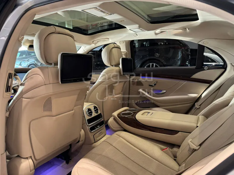 2015 مرسيدس - بنز إس 400