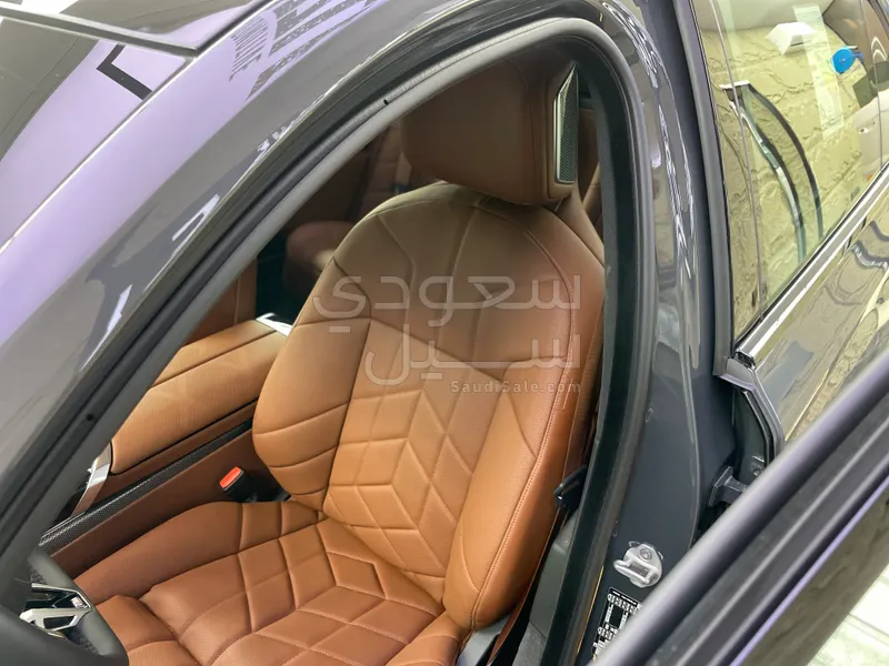 2026 بي ام دبليو الفئة السابعة 735أي