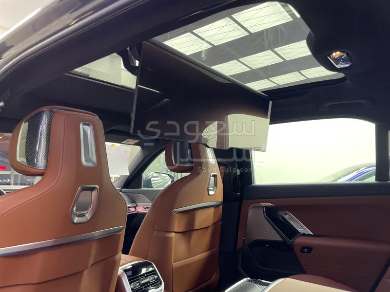 2026 بي ام دبليو الفئة السابعة 735أي