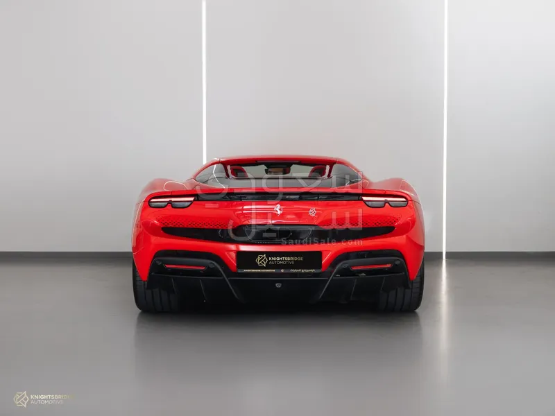 2025 فيراري جي تي اس 296