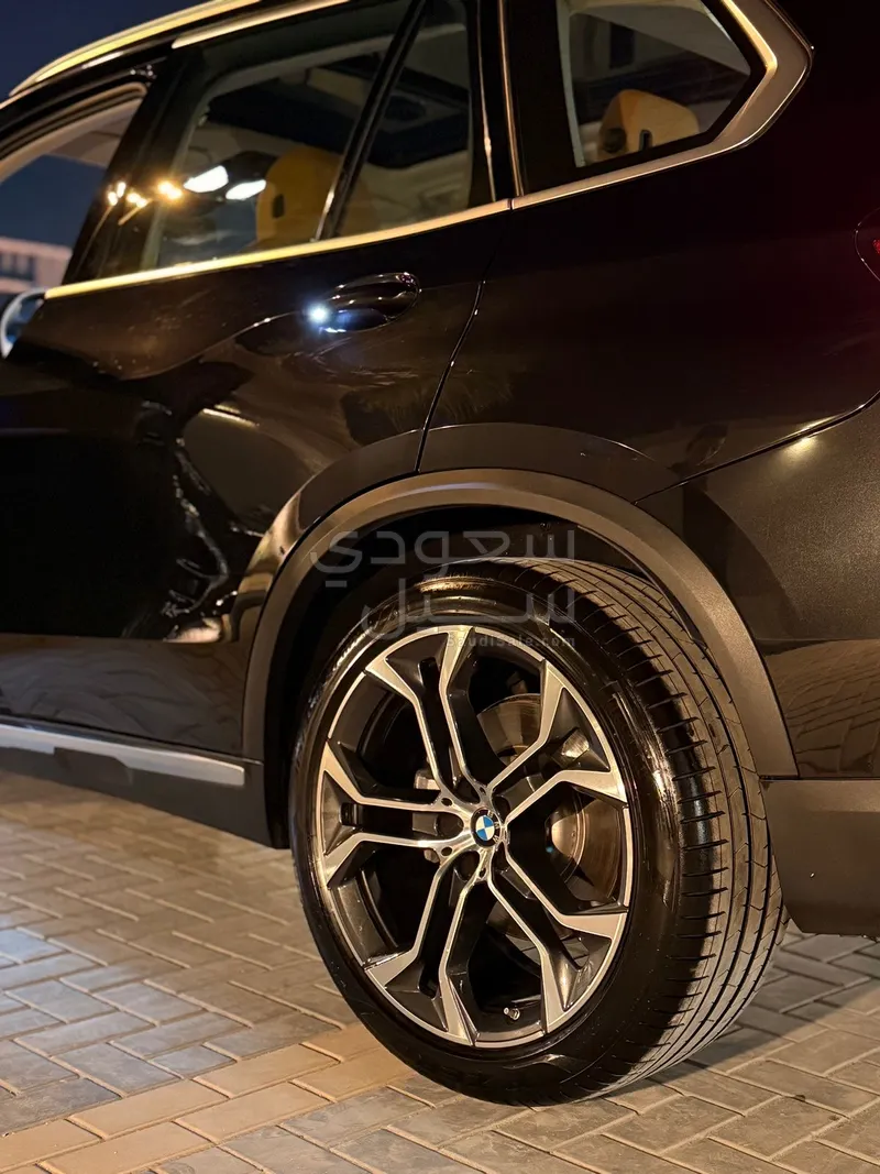 2024 بي ام دبليو الفئة اكس 5