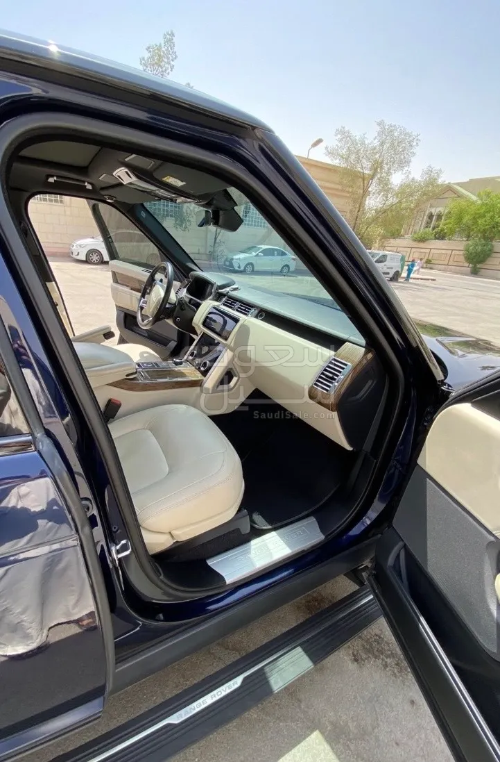 2022 لاند روفر رينج روفر اتش اس اي