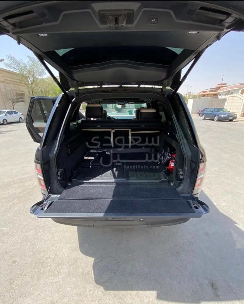 2022 لاند روفر رينج روفر اتش اس اي