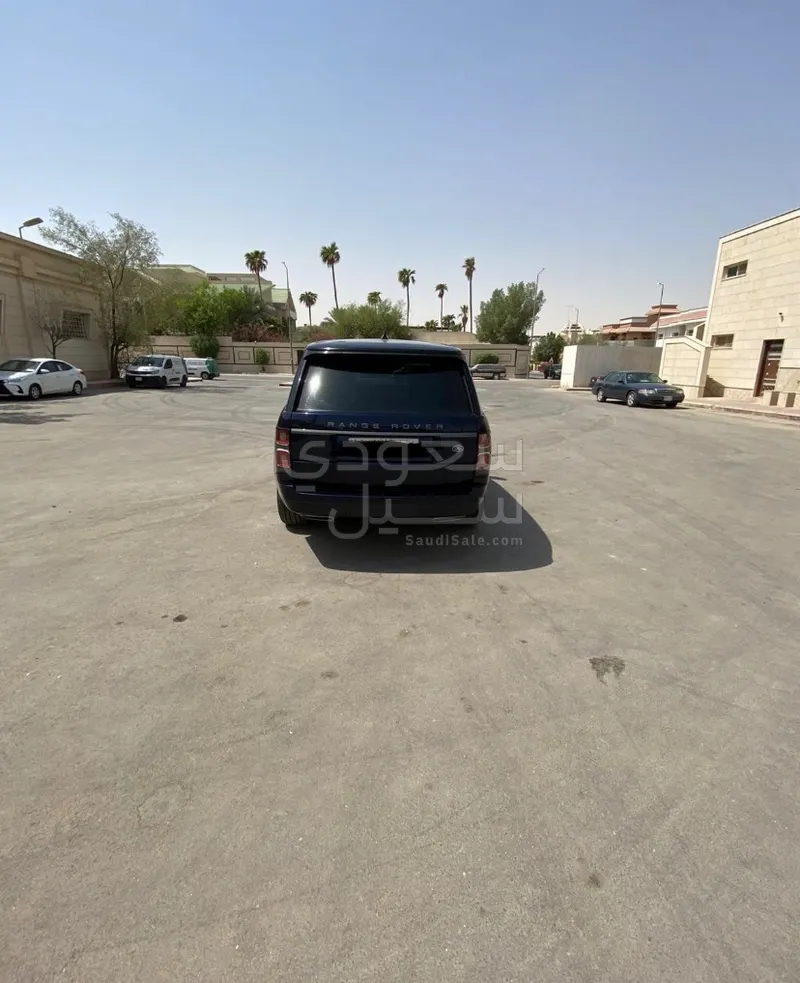 2022 لاند روفر رينج روفر اتش اس اي