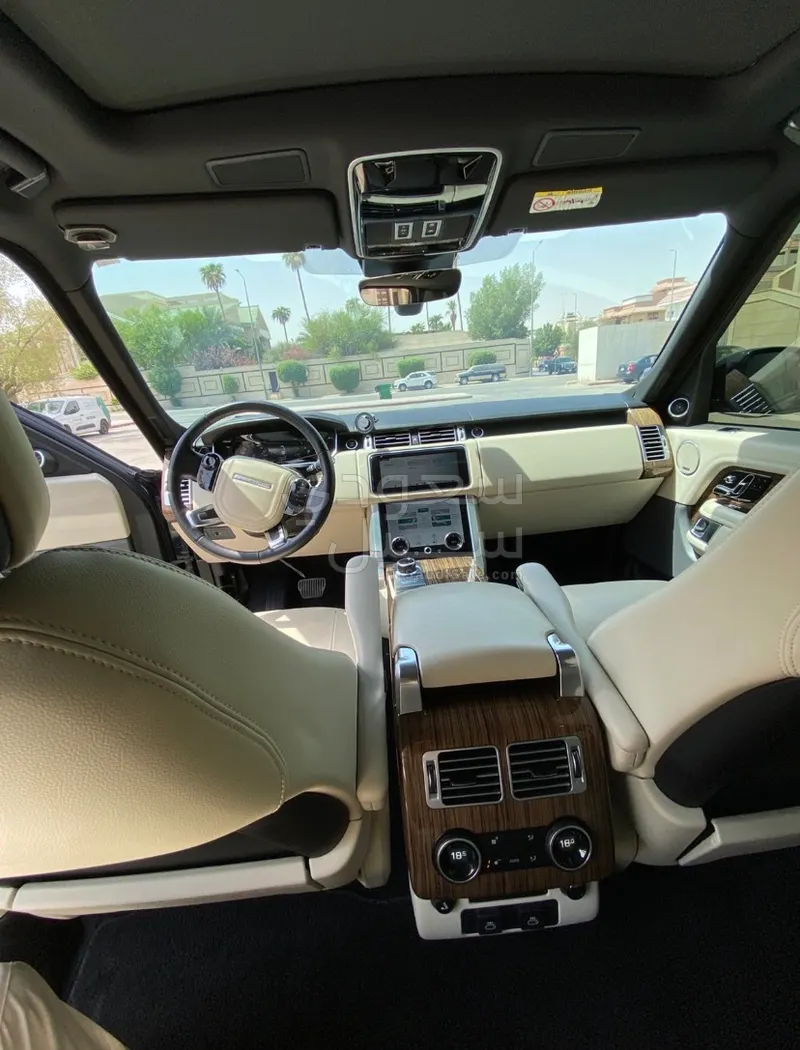 2022 لاند روفر رينج روفر اتش اس اي