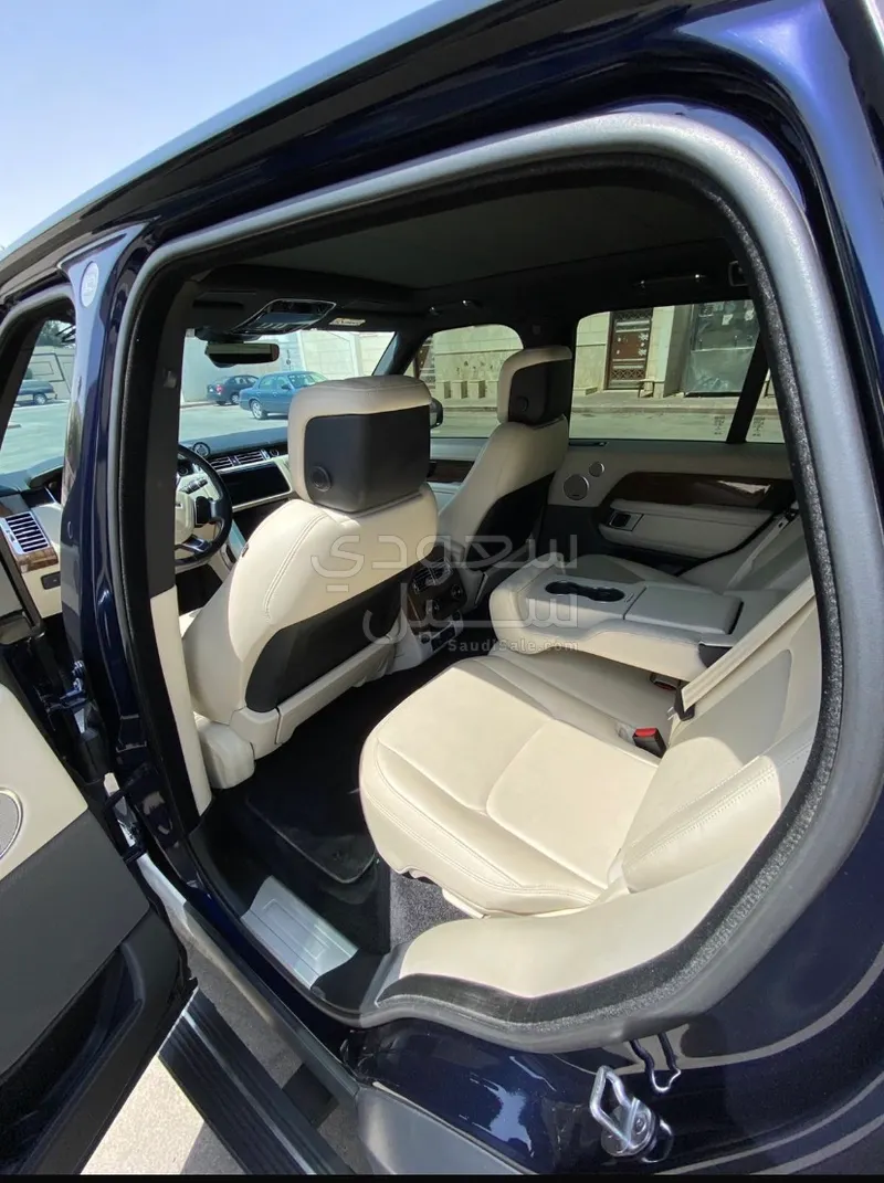 2022 لاند روفر رينج روفر اتش اس اي