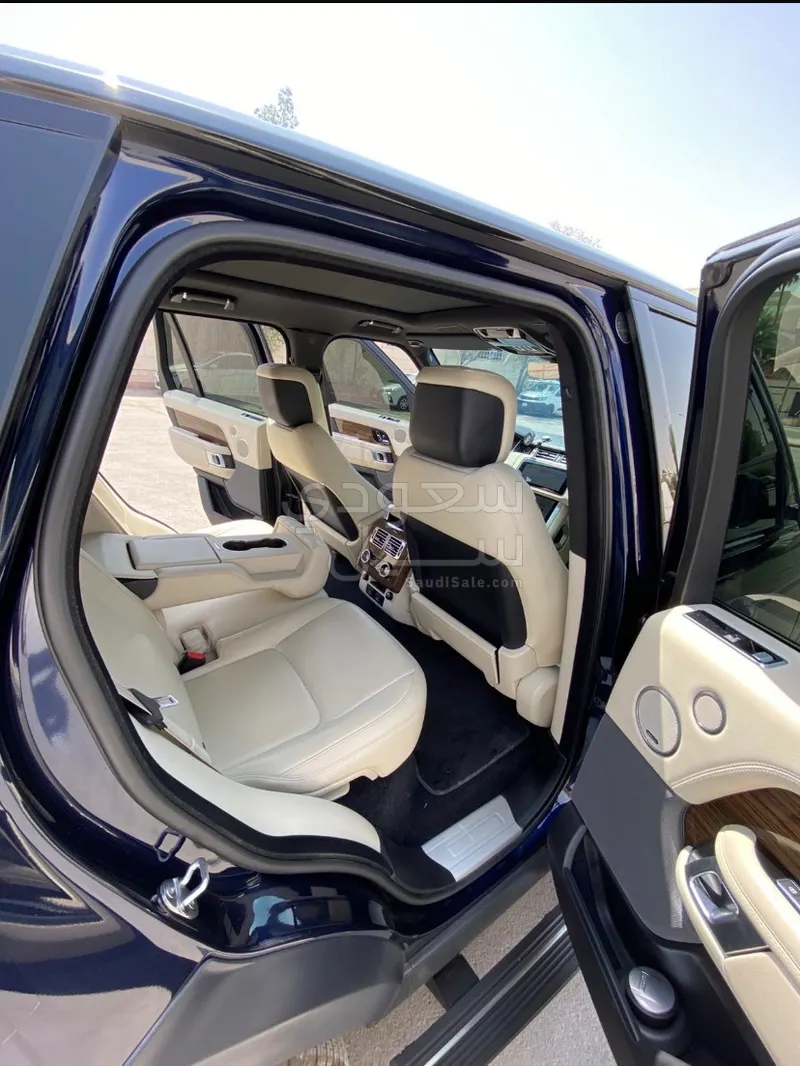 2022 لاند روفر رينج روفر اتش اس اي