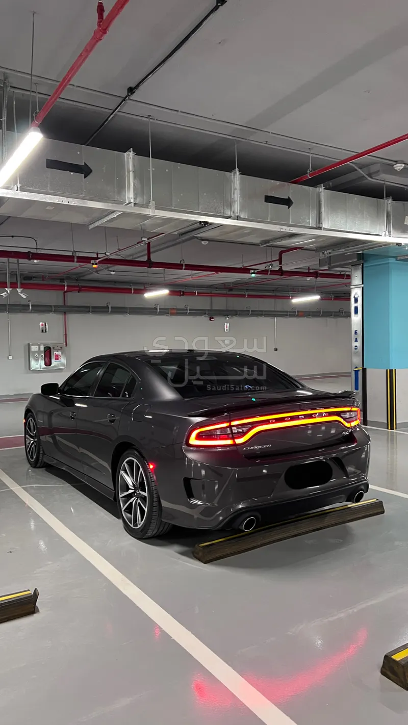 2021 دودج تشارجر ار تي