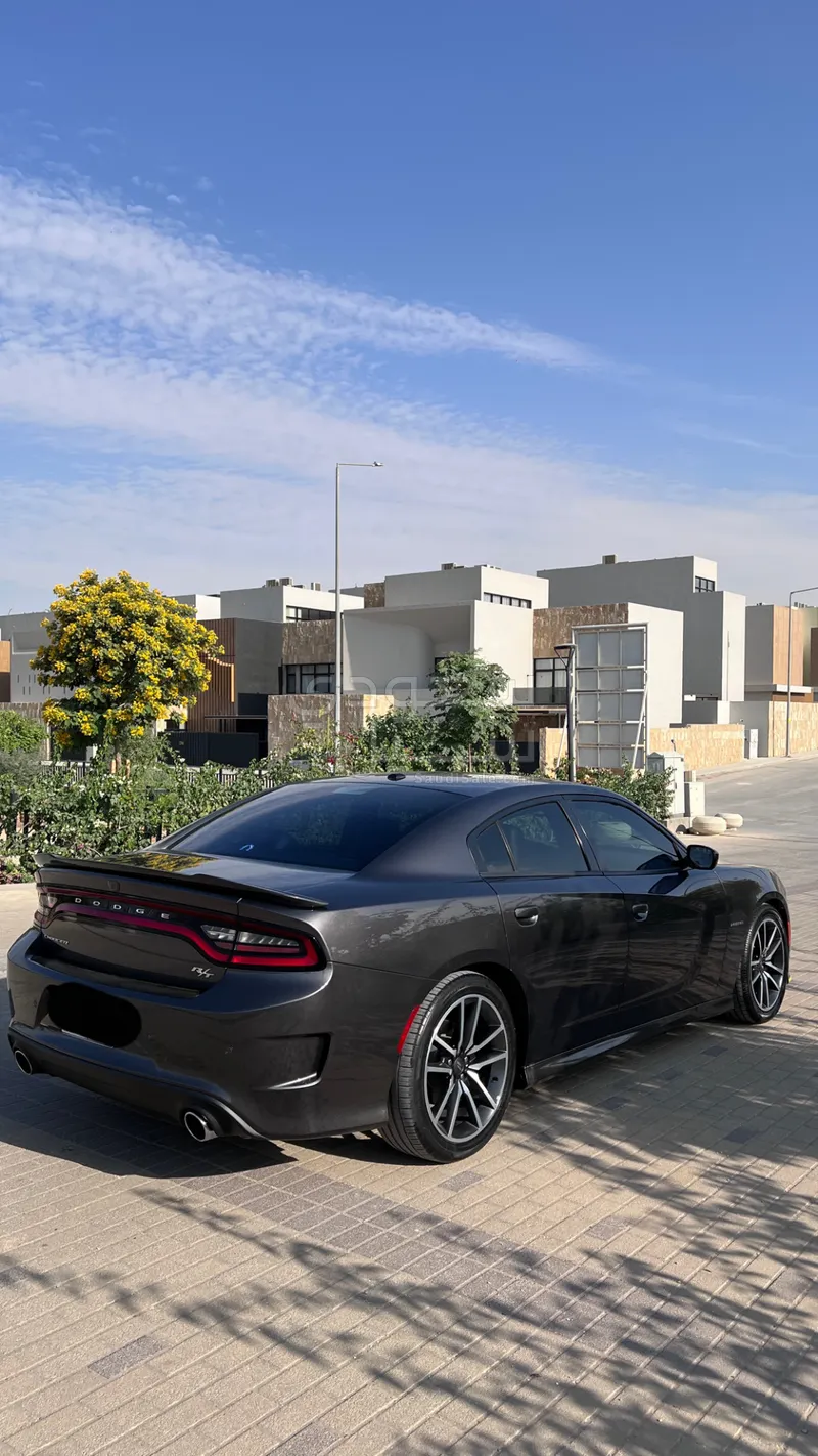 2021 دودج تشارجر ار تي