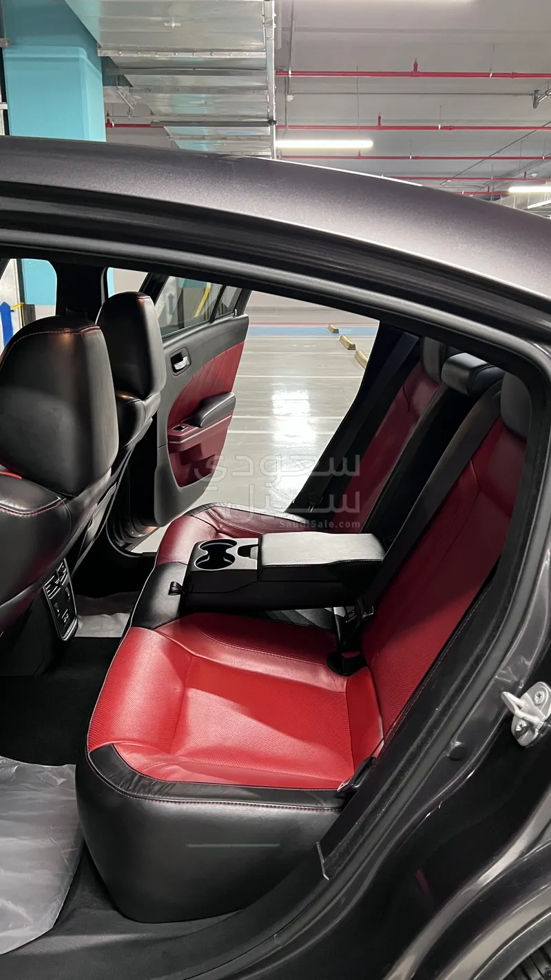 2021 دودج تشارجر ار تي
