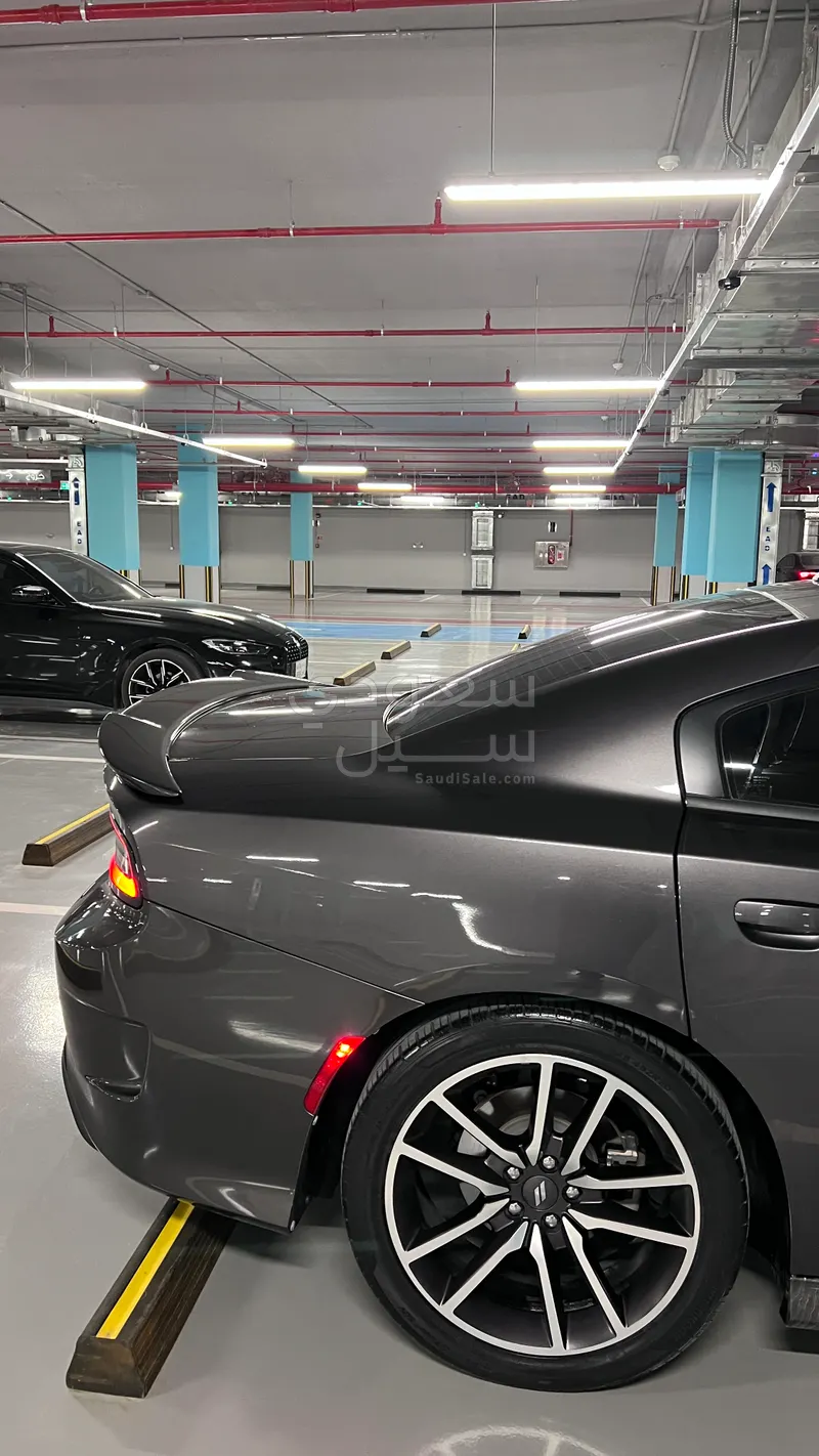 2021 دودج تشارجر ار تي