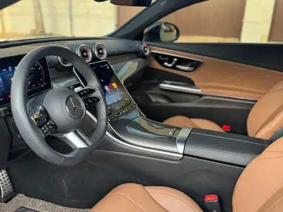 2025 مرسيدس - بنز سي إل إي 200