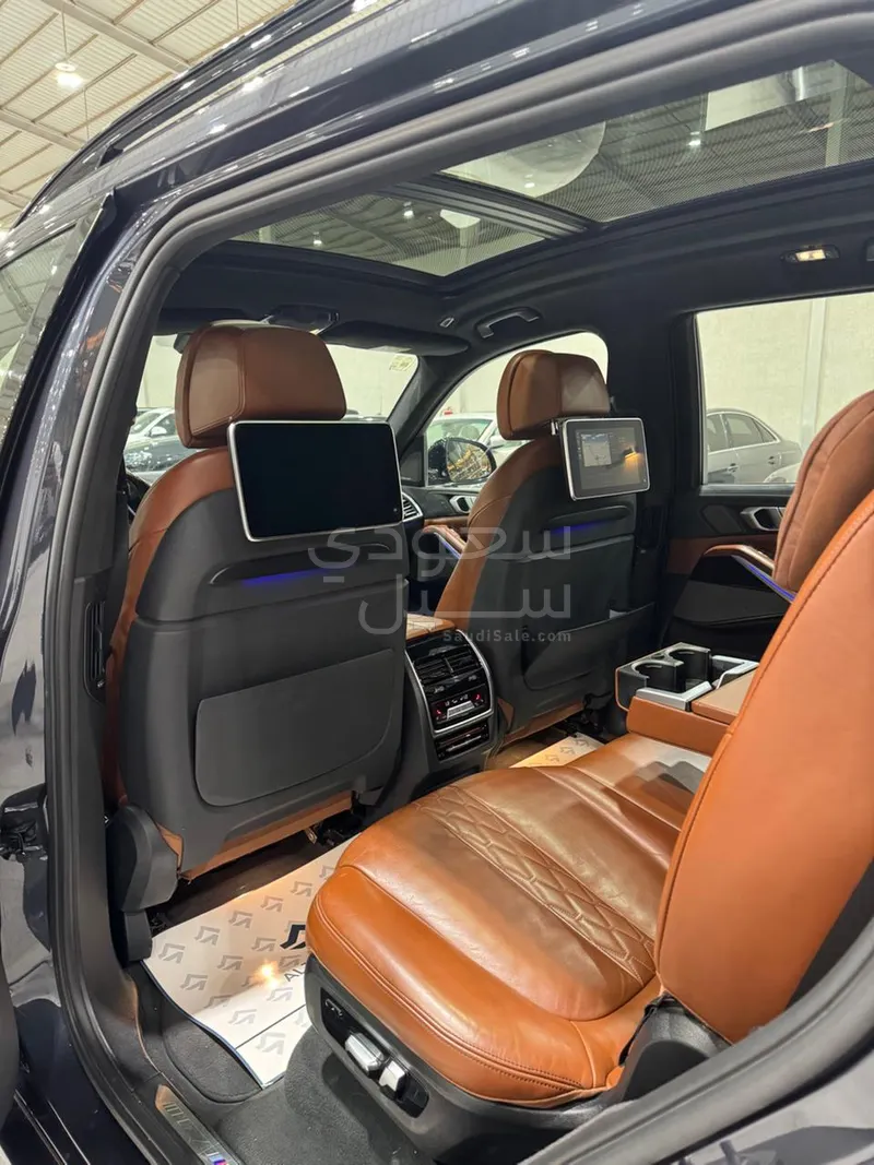 2019 بي ام دبليو الفئة اكس 7 إم كت