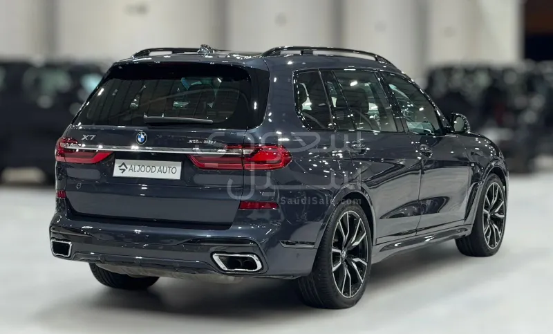 2019 بي ام دبليو الفئة اكس 7 إم كت