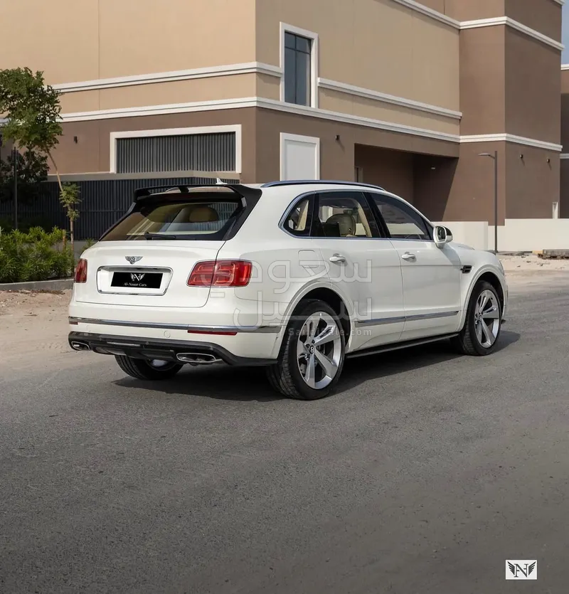 2018 بنتلي بنتايجا