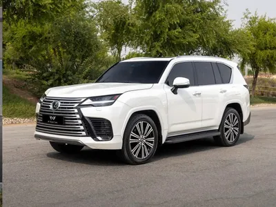 2023 لكزس إل إكس 600