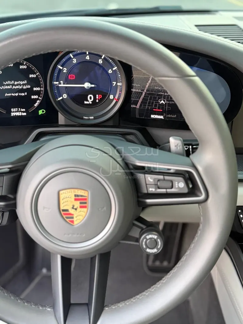 2024 بورش 911 كاريرا