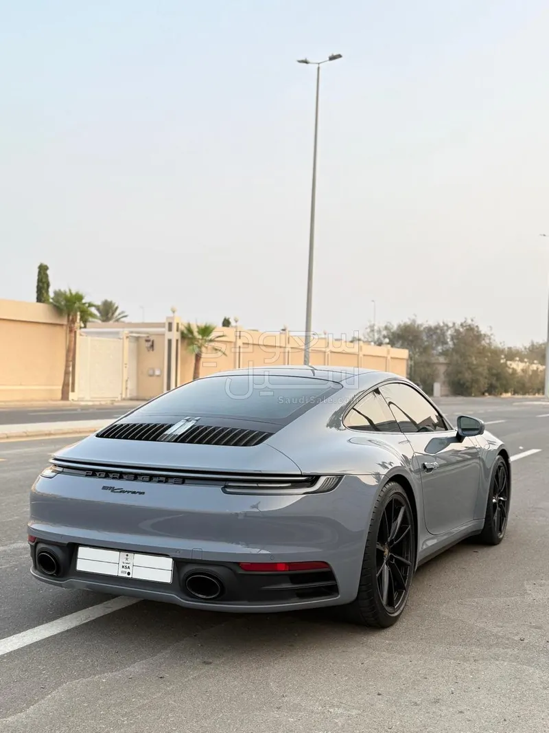 2024 بورش 911 كاريرا