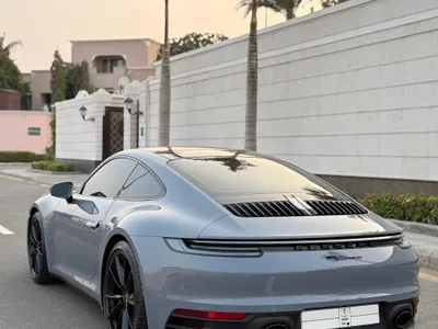 2024 بورش 911 كاريرا