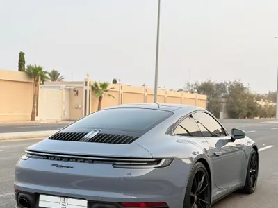 2024 بورش 911 كاريرا