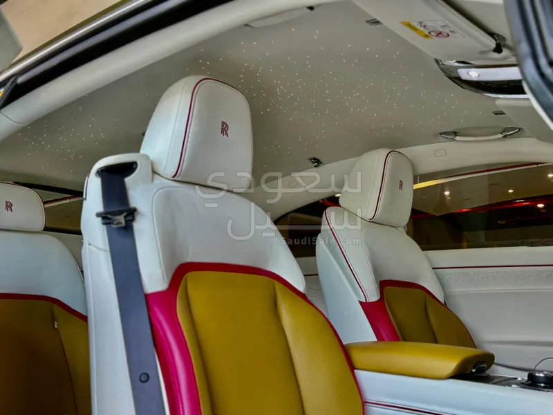 2024 رولز رويس سبيكتر