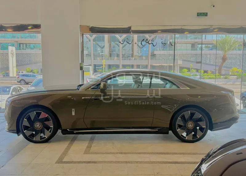 2024 رولز رويس سبيكتر