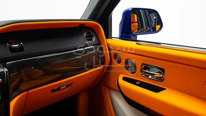 2024 رولز رويس كولينان بلاك بادج