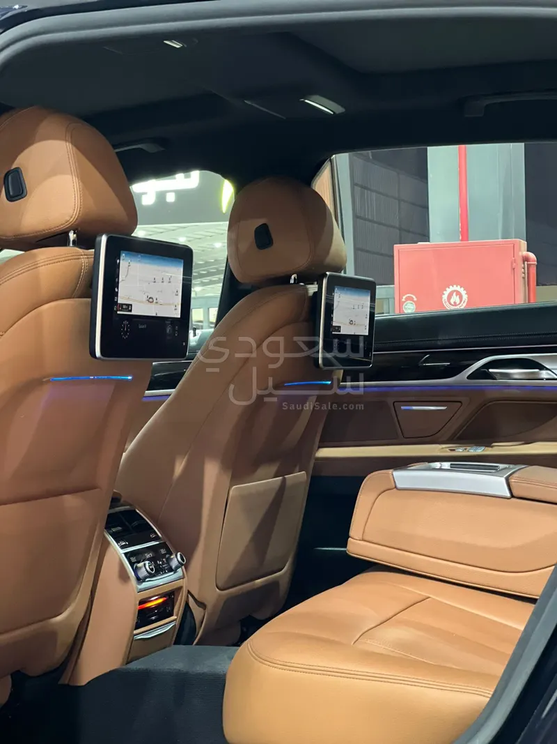 2019 بي ام دبليو الفئة السابعة 730 إل أي