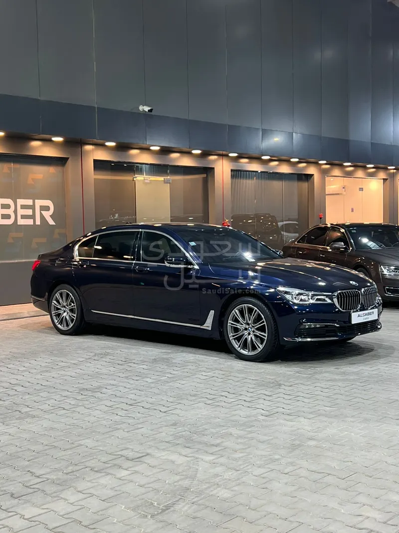 2019 بي ام دبليو الفئة السابعة 730 إل أي