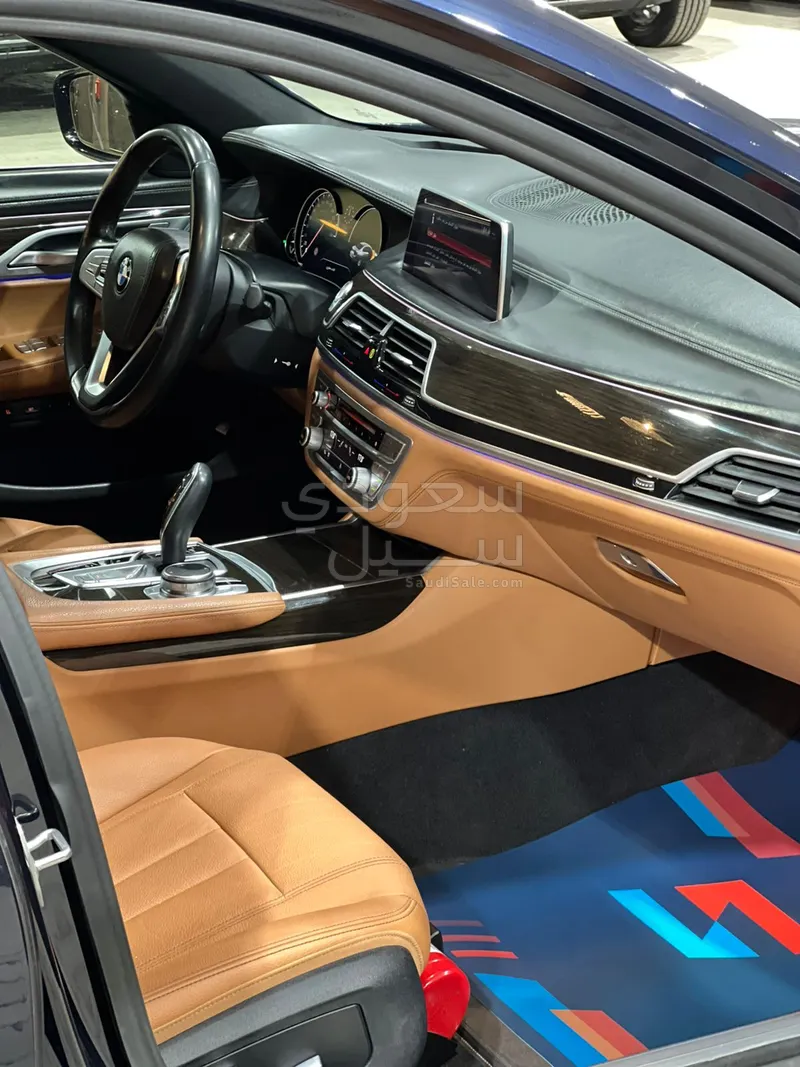 2019 بي ام دبليو الفئة السابعة 730 إل أي