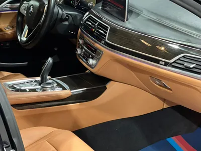 2019 بي ام دبليو الفئة السابعة 730 إل أي