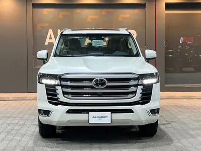 2025 تويوتا لاند كروزر جي اكس ار 3