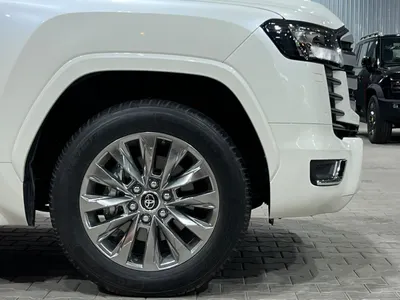 2025 تويوتا لاند كروزر جي اكس ار 3