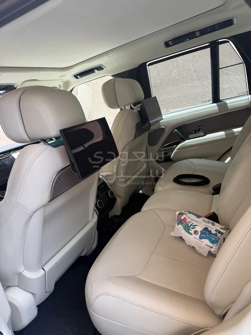 2022 لاند روفر رينج روفر فوج اوتوبيوغرافي