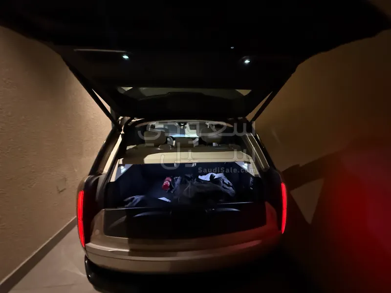 2022 لاند روفر رينج روفر فوج اوتوبيوغرافي