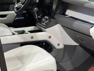 2026 لاند روفر ديفيندر اكس داينمك