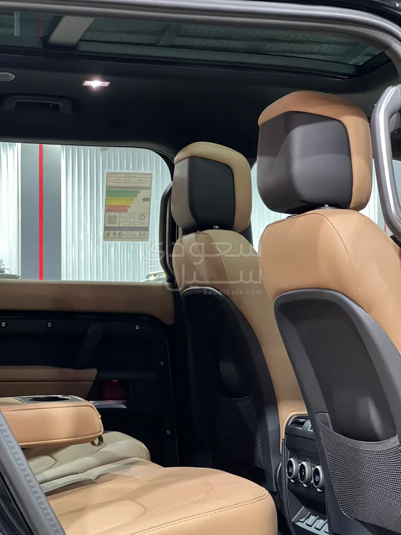 2026 لاند روفر ديفيندر اكس داينمك