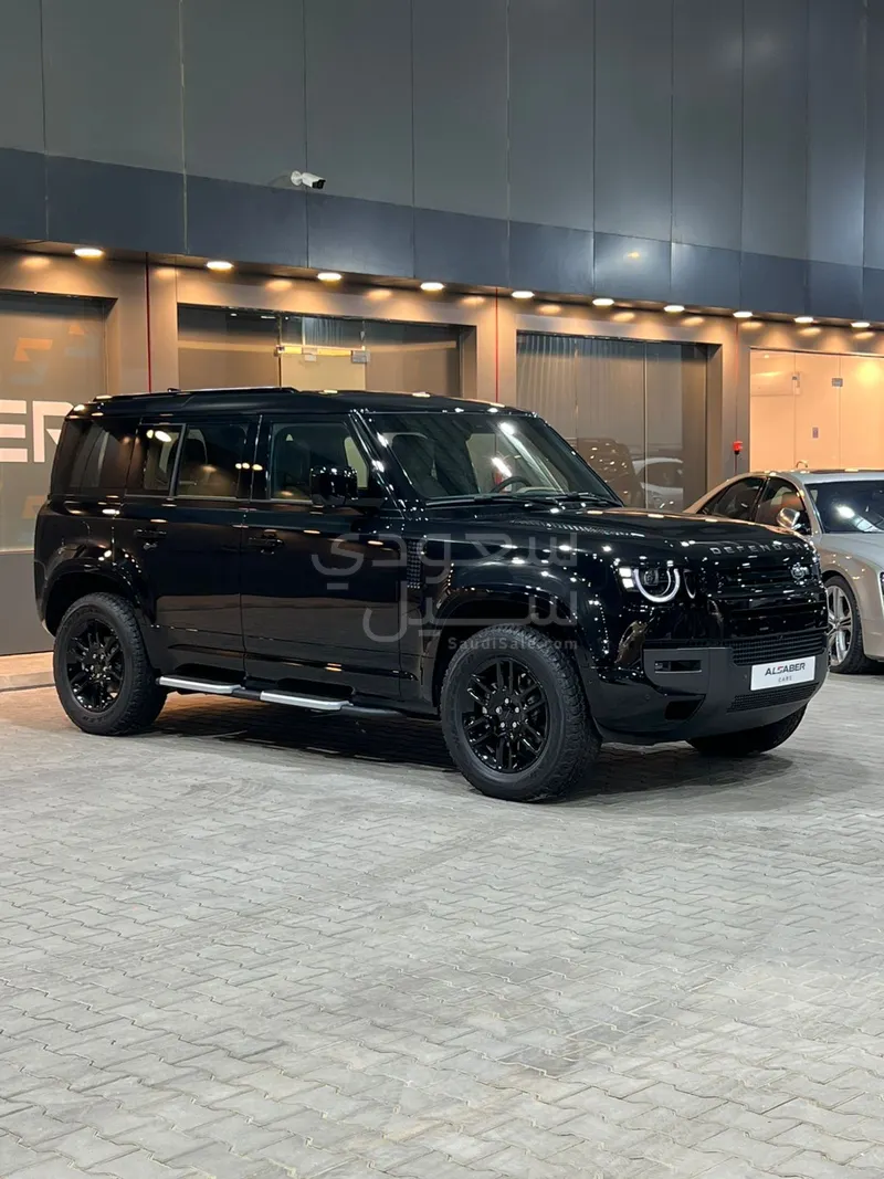 2026 لاند روفر ديفيندر اكس داينمك