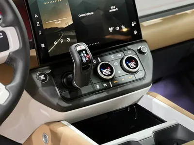 2026 لاند روفر ديفيندر اكس داينمك