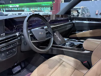 2025 كاديلاك اسكاليد